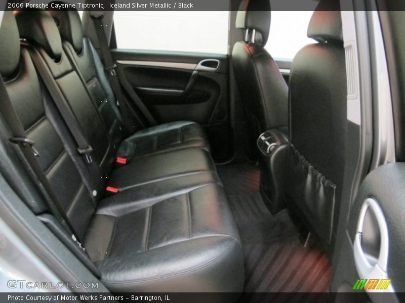 Iceland Silver Metallic / Black 2006 Porsche Cayenne Tiptronic