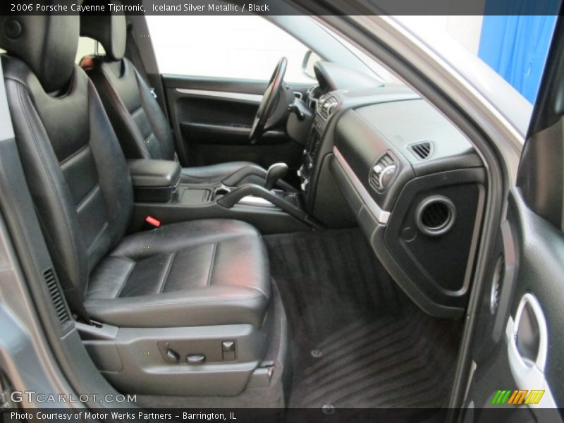 Iceland Silver Metallic / Black 2006 Porsche Cayenne Tiptronic