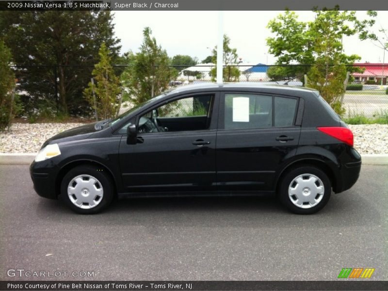 Super Black / Charcoal 2009 Nissan Versa 1.8 S Hatchback