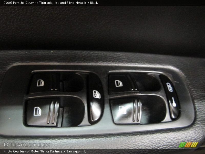 Iceland Silver Metallic / Black 2006 Porsche Cayenne Tiptronic