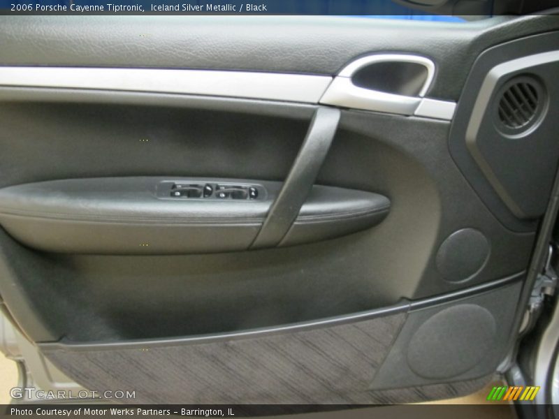 Iceland Silver Metallic / Black 2006 Porsche Cayenne Tiptronic