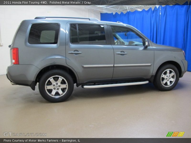 Polished Metal Metallic / Gray 2011 Honda Pilot Touring 4WD