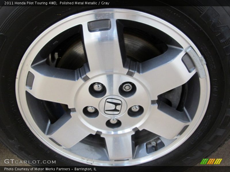 Polished Metal Metallic / Gray 2011 Honda Pilot Touring 4WD