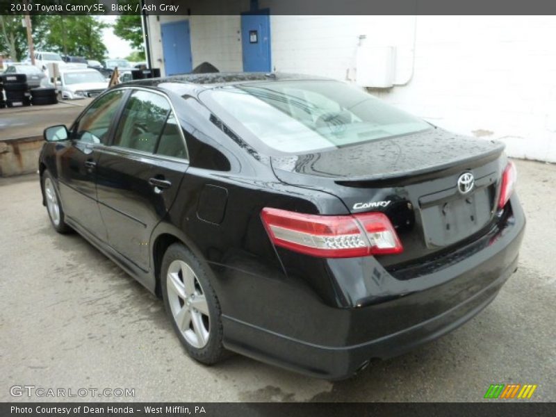 Black / Ash Gray 2010 Toyota Camry SE