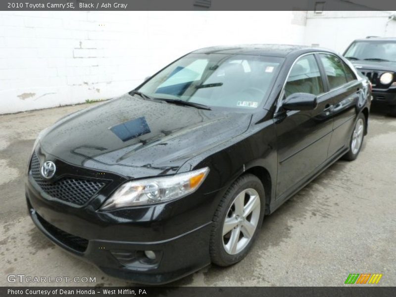 Black / Ash Gray 2010 Toyota Camry SE