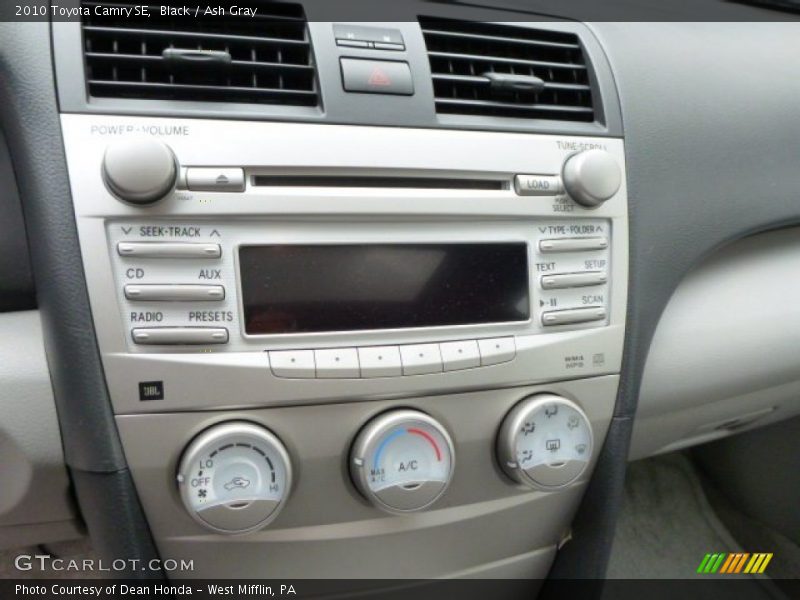 Black / Ash Gray 2010 Toyota Camry SE
