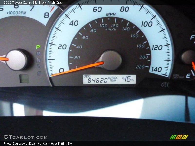 Black / Ash Gray 2010 Toyota Camry SE