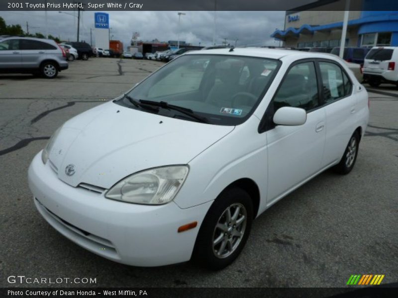Super White / Gray 2001 Toyota Prius Hybrid