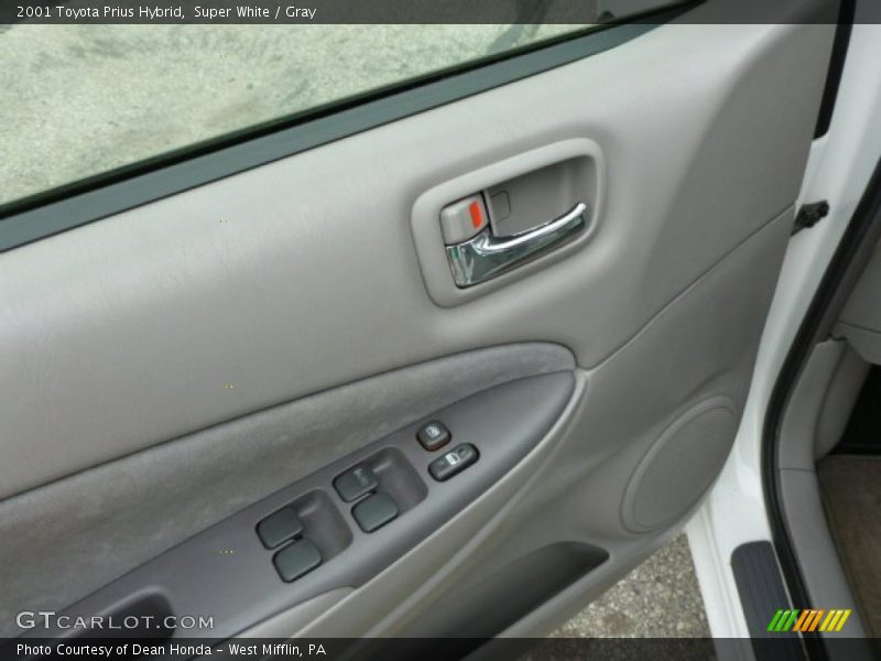 Super White / Gray 2001 Toyota Prius Hybrid