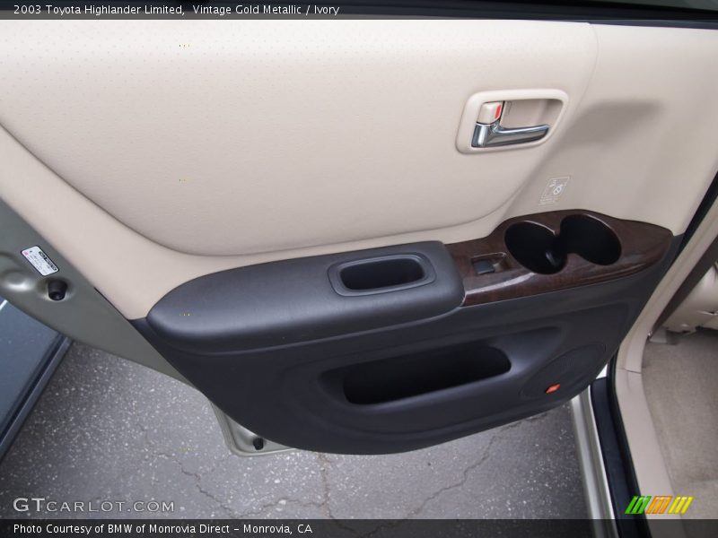 Vintage Gold Metallic / Ivory 2003 Toyota Highlander Limited