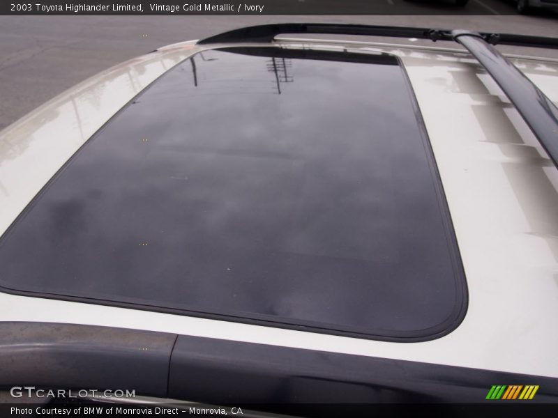 Vintage Gold Metallic / Ivory 2003 Toyota Highlander Limited