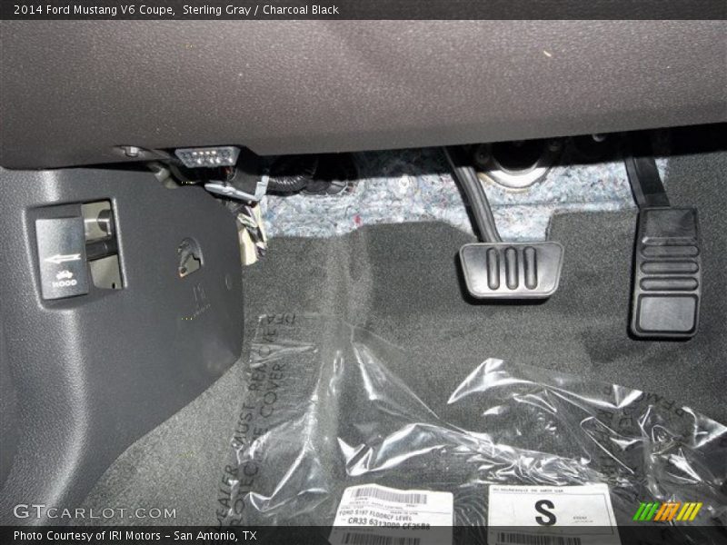 Sterling Gray / Charcoal Black 2014 Ford Mustang V6 Coupe
