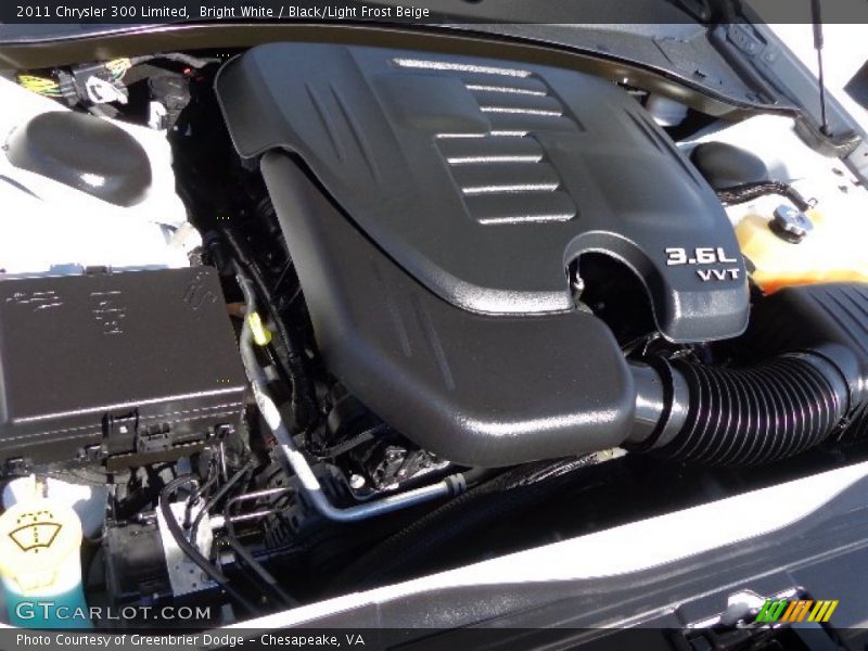 Bright White / Black/Light Frost Beige 2011 Chrysler 300 Limited