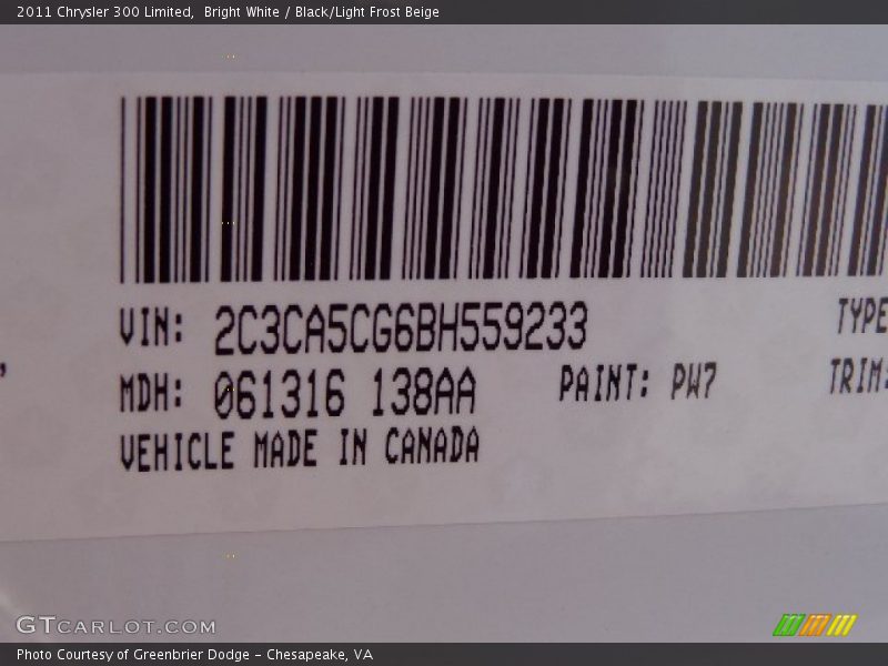 Bright White / Black/Light Frost Beige 2011 Chrysler 300 Limited