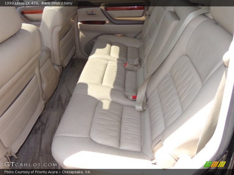 Black Onyx / Ivory 1999 Lexus LX 470