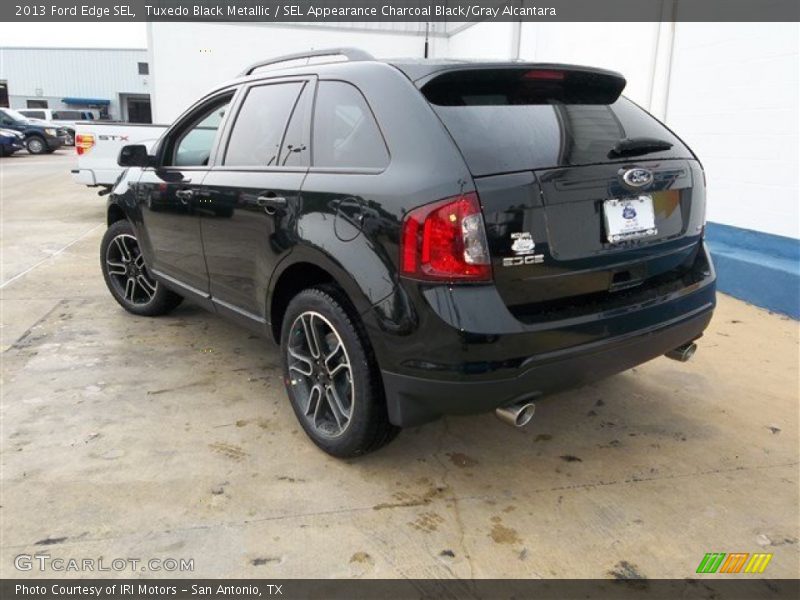 Tuxedo Black Metallic / SEL Appearance Charcoal Black/Gray Alcantara 2013 Ford Edge SEL