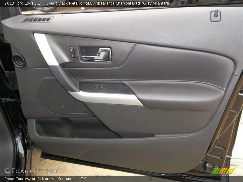 Tuxedo Black Metallic / SEL Appearance Charcoal Black/Gray Alcantara 2013 Ford Edge SEL