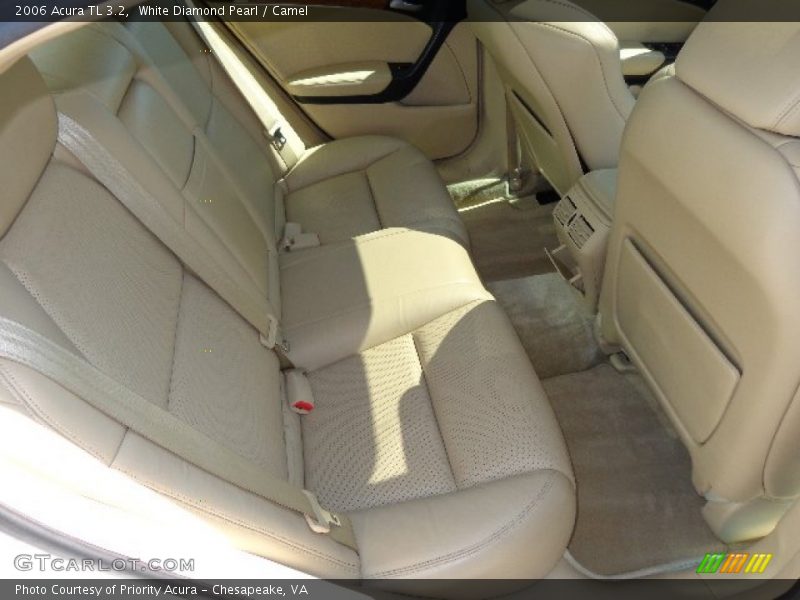 White Diamond Pearl / Camel 2006 Acura TL 3.2