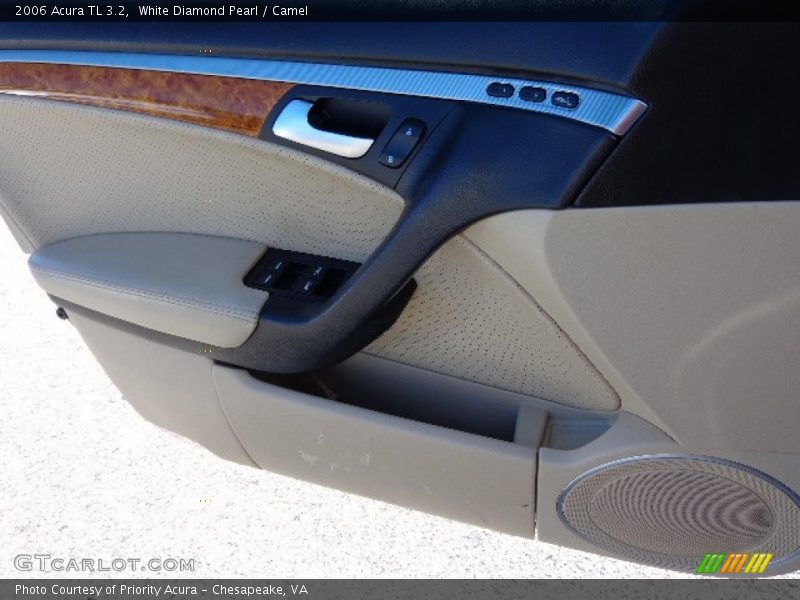 White Diamond Pearl / Camel 2006 Acura TL 3.2