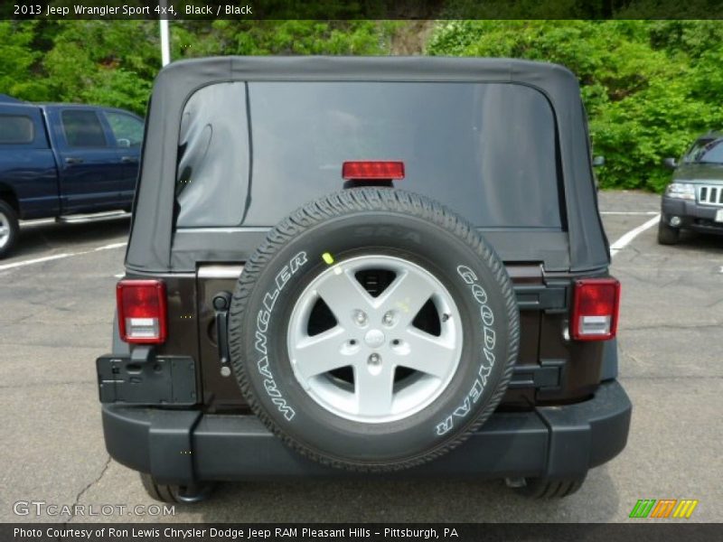 Black / Black 2013 Jeep Wrangler Sport 4x4