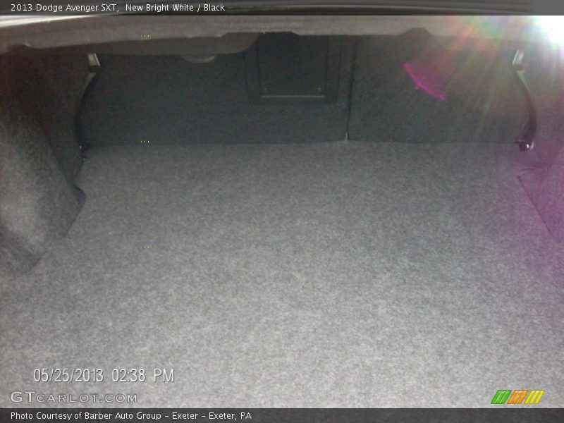 New Bright White / Black 2013 Dodge Avenger SXT
