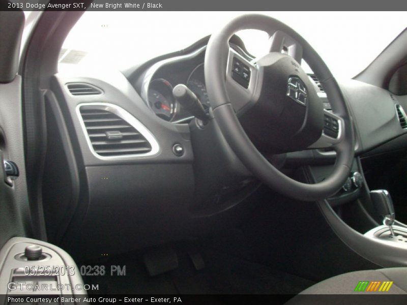 New Bright White / Black 2013 Dodge Avenger SXT