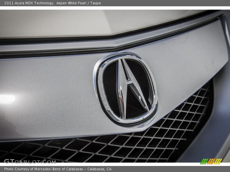 Aspen White Pearl / Taupe 2011 Acura MDX Technology