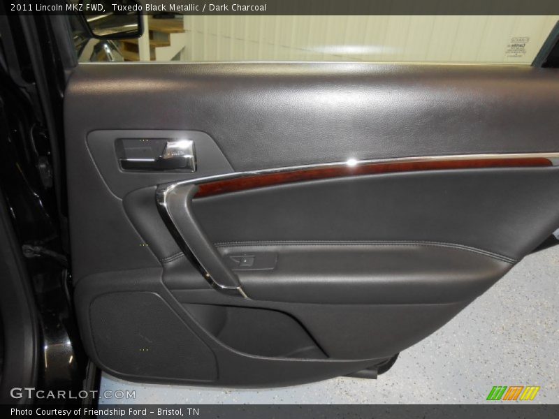 Tuxedo Black Metallic / Dark Charcoal 2011 Lincoln MKZ FWD