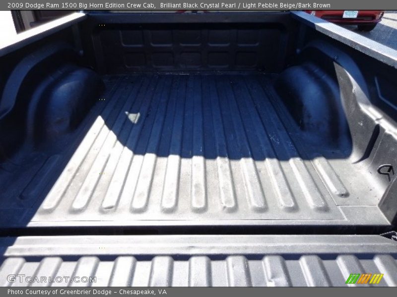 Brilliant Black Crystal Pearl / Light Pebble Beige/Bark Brown 2009 Dodge Ram 1500 Big Horn Edition Crew Cab