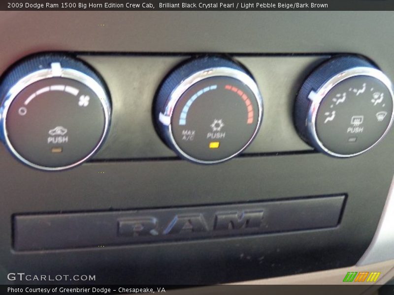 Brilliant Black Crystal Pearl / Light Pebble Beige/Bark Brown 2009 Dodge Ram 1500 Big Horn Edition Crew Cab