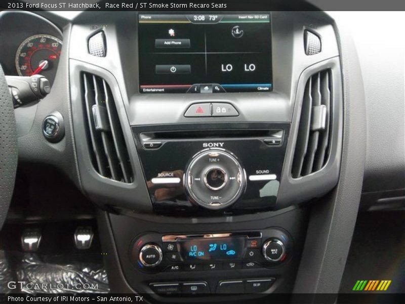 Controls of 2013 Focus ST Hatchback