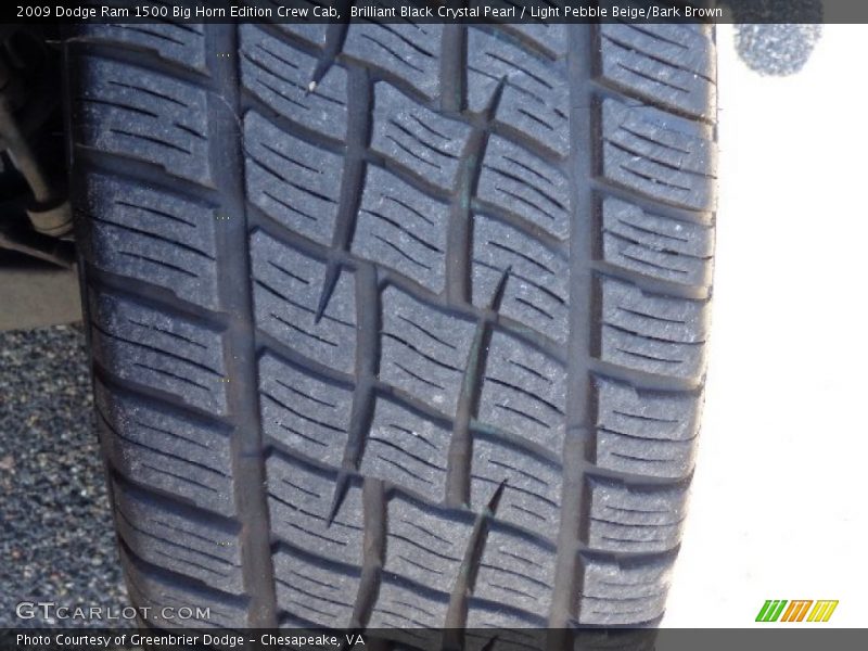 Brilliant Black Crystal Pearl / Light Pebble Beige/Bark Brown 2009 Dodge Ram 1500 Big Horn Edition Crew Cab
