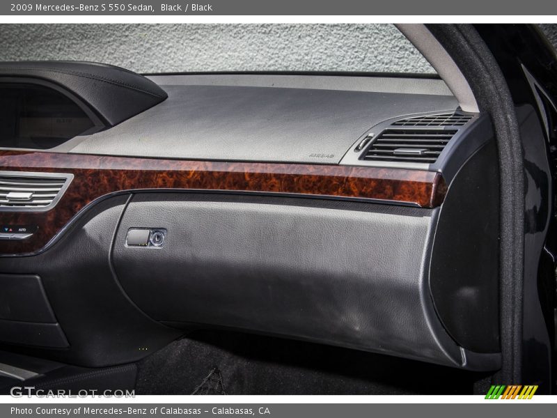 Black / Black 2009 Mercedes-Benz S 550 Sedan