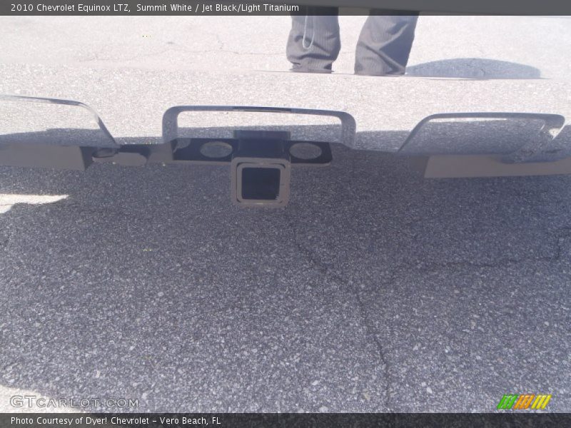 Summit White / Jet Black/Light Titanium 2010 Chevrolet Equinox LTZ