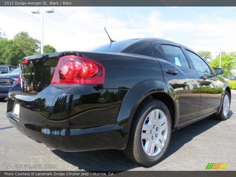 Black / Black 2013 Dodge Avenger SE