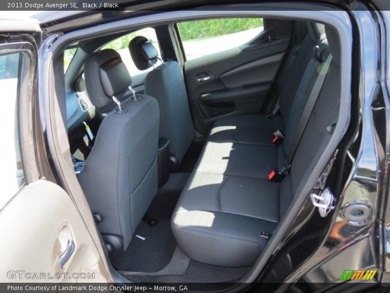 Black / Black 2013 Dodge Avenger SE