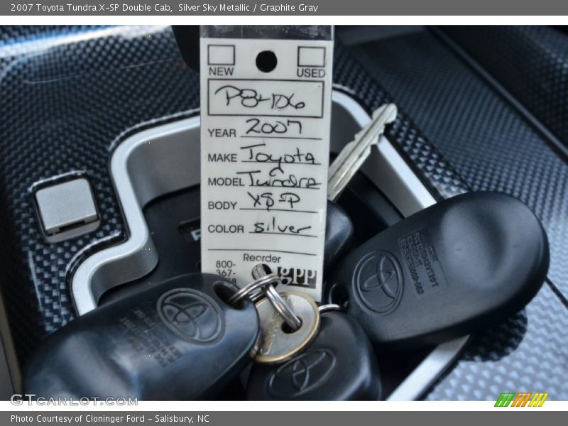Silver Sky Metallic / Graphite Gray 2007 Toyota Tundra X-SP Double Cab