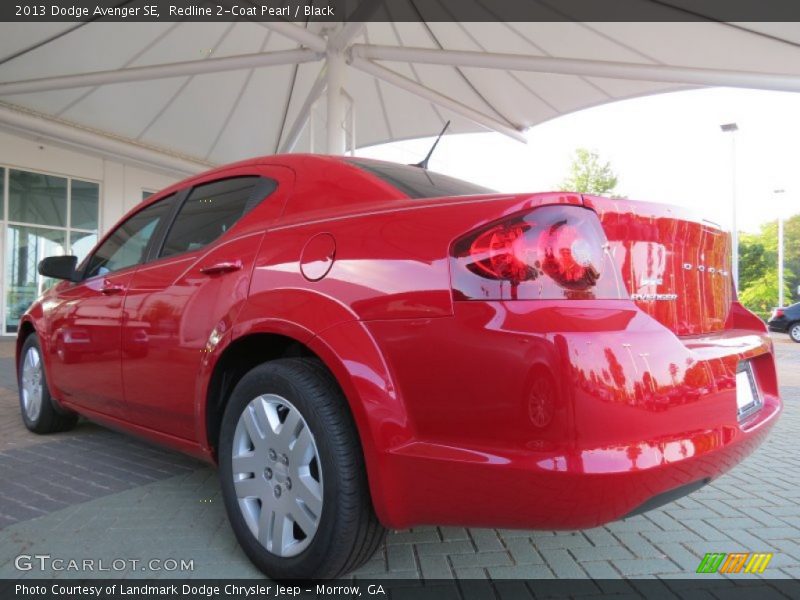 Redline 2-Coat Pearl / Black 2013 Dodge Avenger SE