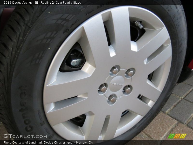 Redline 2-Coat Pearl / Black 2013 Dodge Avenger SE