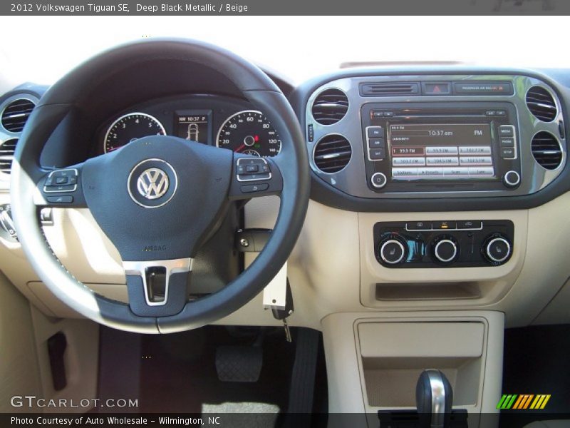 Deep Black Metallic / Beige 2012 Volkswagen Tiguan SE