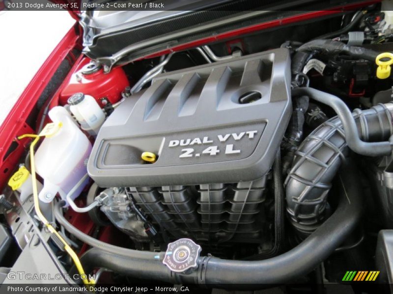 Redline 2-Coat Pearl / Black 2013 Dodge Avenger SE