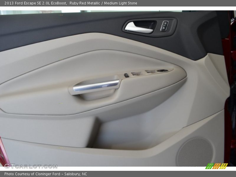 Ruby Red Metallic / Medium Light Stone 2013 Ford Escape SE 2.0L EcoBoost