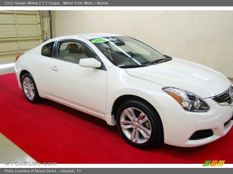 Winter Frost White / Blonde 2012 Nissan Altima 2.5 S Coupe