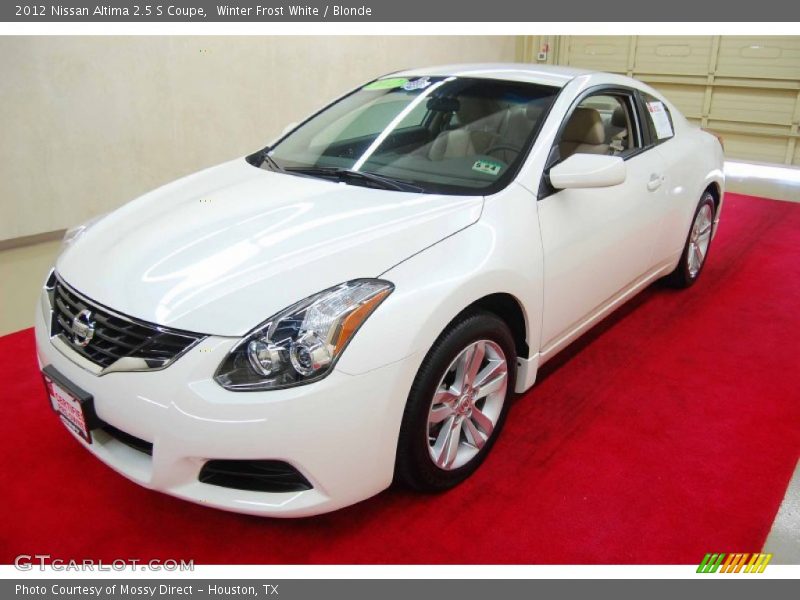 Winter Frost White / Blonde 2012 Nissan Altima 2.5 S Coupe