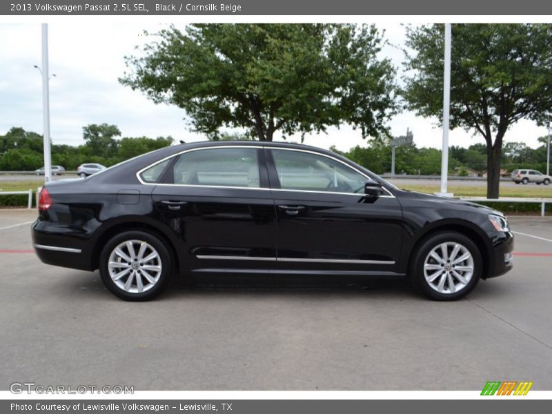 Black / Cornsilk Beige 2013 Volkswagen Passat 2.5L SEL