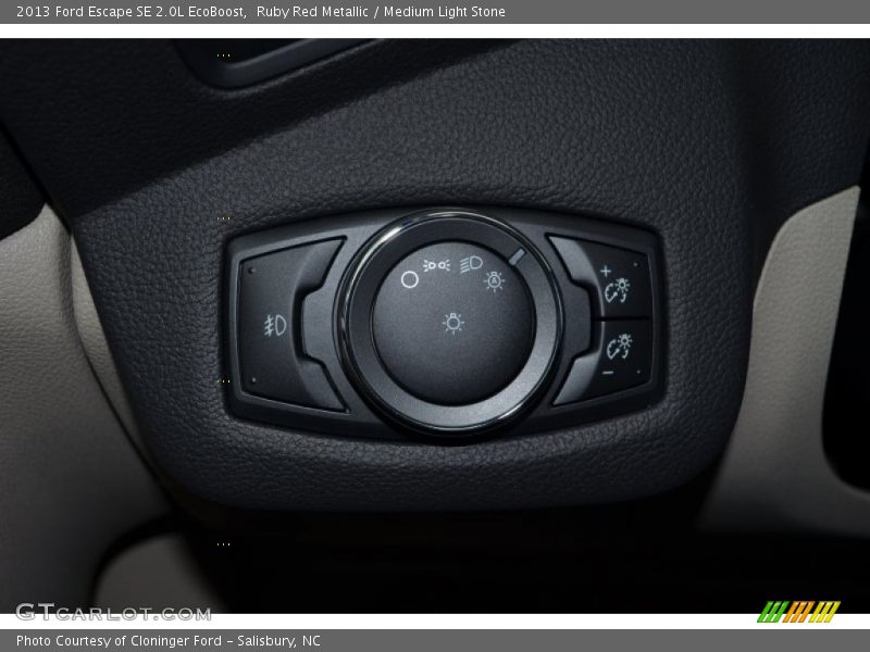 Ruby Red Metallic / Medium Light Stone 2013 Ford Escape SE 2.0L EcoBoost