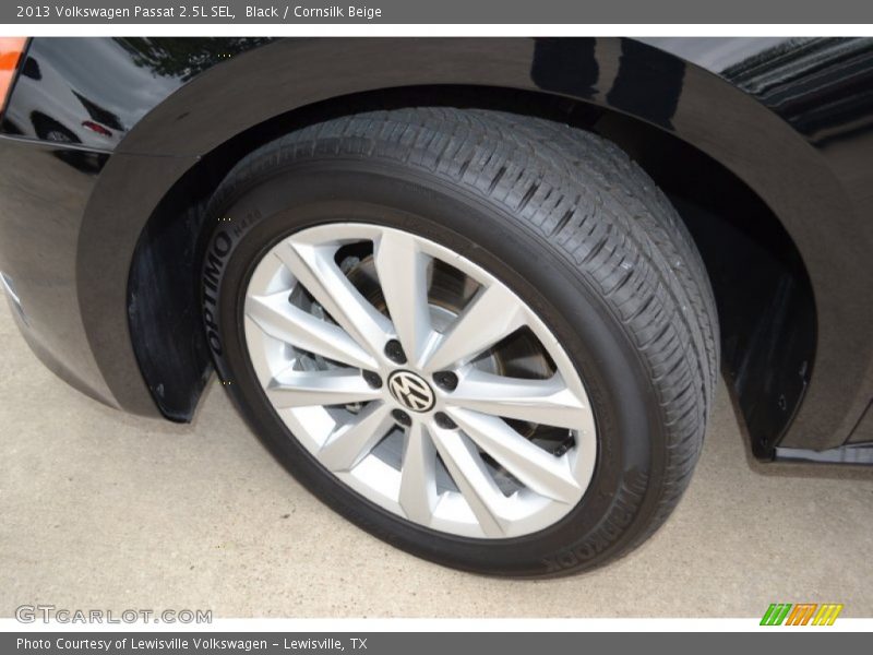 Black / Cornsilk Beige 2013 Volkswagen Passat 2.5L SEL