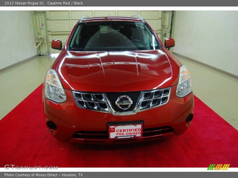 Cayenne Red / Black 2013 Nissan Rogue SV
