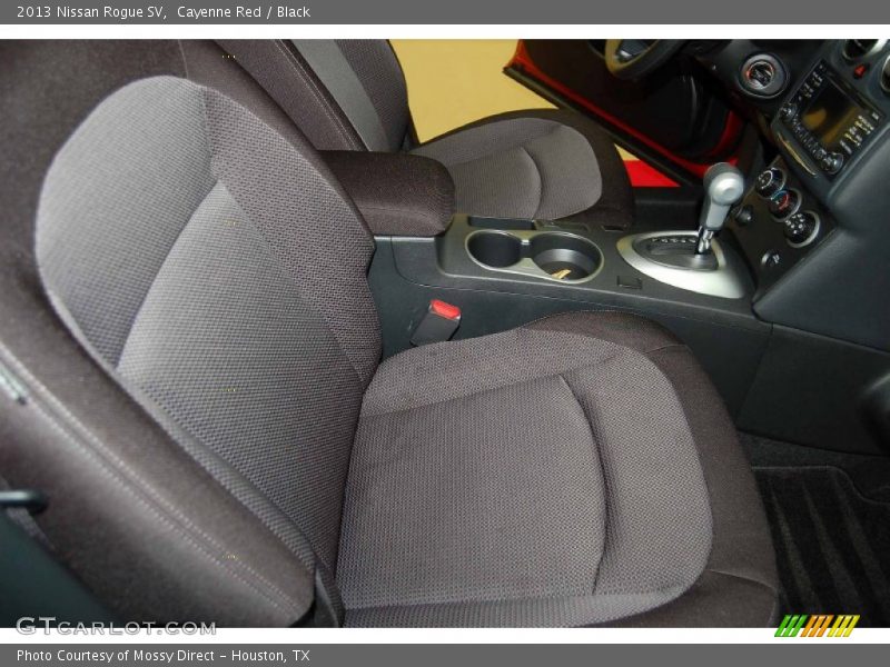 Cayenne Red / Black 2013 Nissan Rogue SV