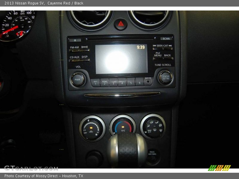Cayenne Red / Black 2013 Nissan Rogue SV